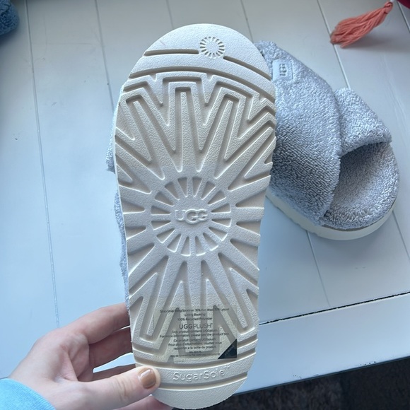 Ugg Slippers - Picture 3 of 4